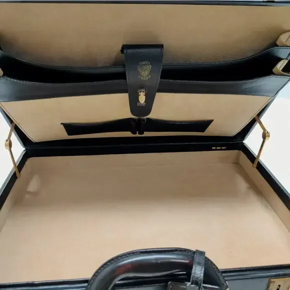 💎✨AUTHENTIC✨💎Gucci Hand Bag Leather - Picture 7 of 8